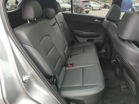 Used 2022 Kia Sportage Nightfall Edition image 33