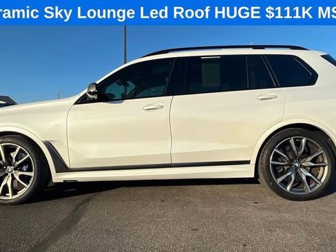 Used 2021 BMW X7 M50i w/ Dynamic Handling Package image 3