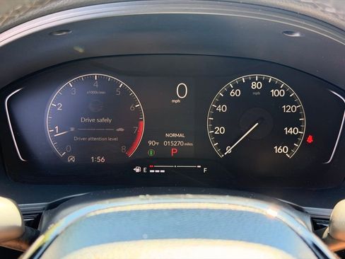 Used 2025 Honda Civic Sport image 29