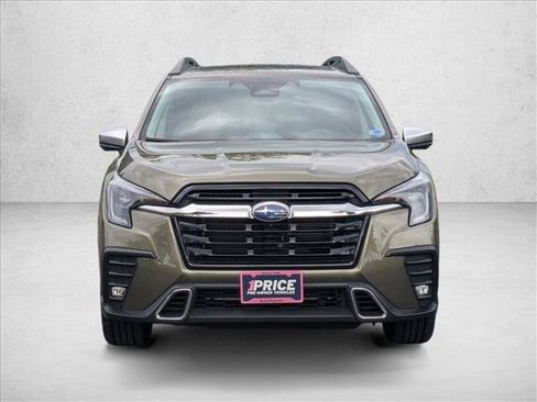 Used 2023 Subaru Ascent Touring AWD/4WD image 2