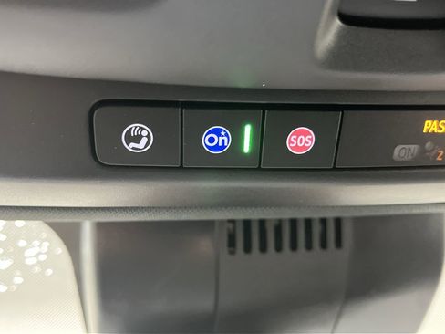 Certified 2024 Chevrolet Suburban RST w/ Luxury Package image 30