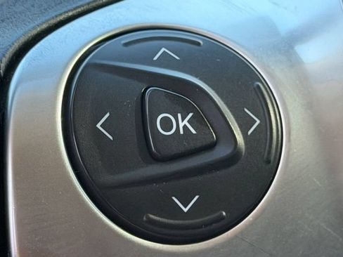 Used 2013 Ford Escape Titanium FWD image 25