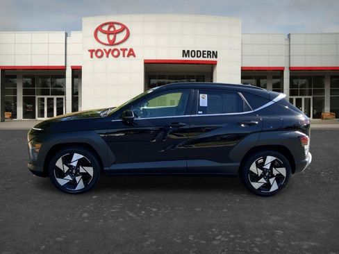 Used 2024 Hyundai Kona Limited FWD image 8