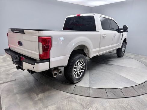 Used 2018 Ford F250 Lariat w/ Lariat Ultimate Package image 5