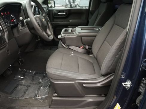 Used 2020 Chevrolet Silverado 1500 Custom w/ Custom Value Package RWD image 9
