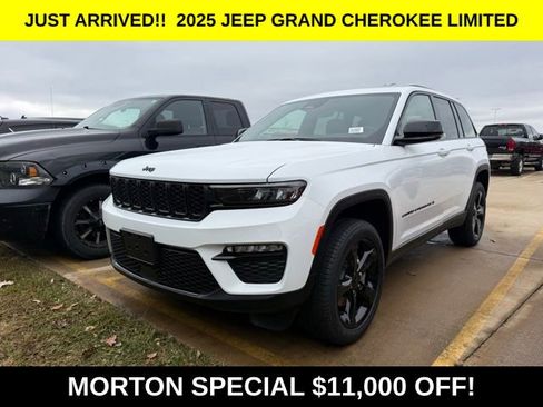 New 2025 Jeep Grand Cherokee Limited w/ Black Appearance Package image 3