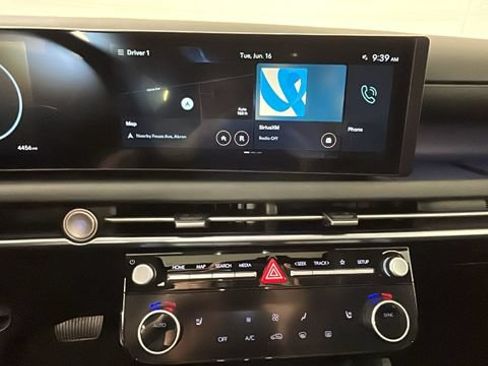 Certified 2025 Hyundai Tucson SEL AWD/4WD image 23