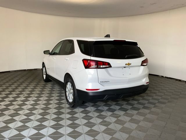 Used 2023 Chevrolet Equinox LS w/ LS Convenience Package FWD image 7