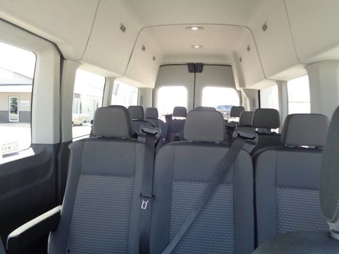 Used 2024 Ford Transit 350 XLT RWD image 25
