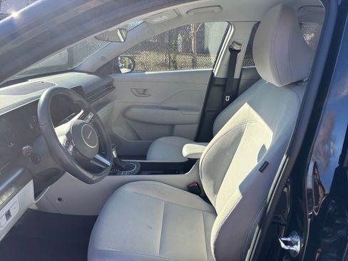 Used 2025 Hyundai Kona SEL image 24