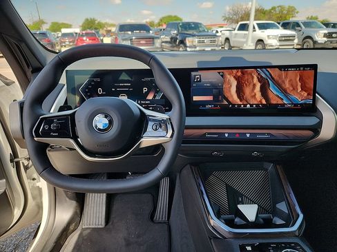 Used 2025 BMW X3 xDrive30i w/ Convenience Package AWD/4WD image 6