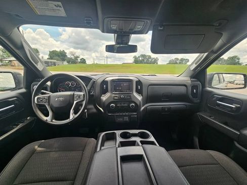 Used 2022 Chevrolet Silverado 1500 Custom w/ Rally Edition AWD/4WD image 12