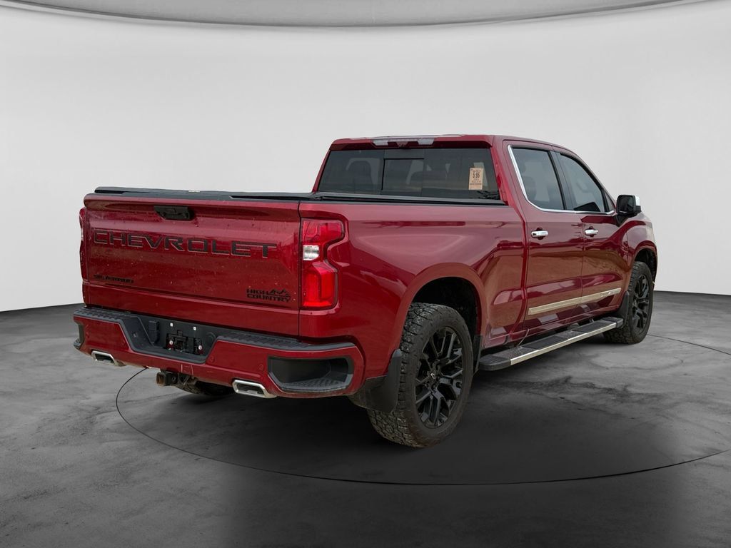 Used 2024 Chevrolet Silverado 1500 High Country w/ High Country Premium Package AWD/4WD image 9