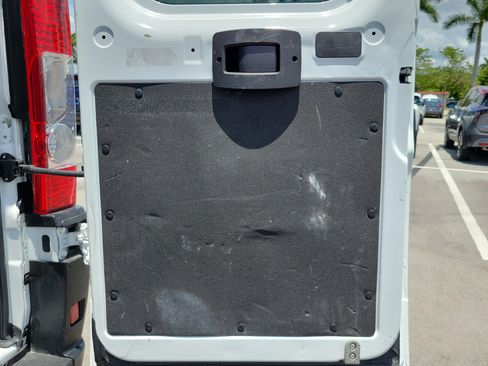 Used 2025 RAM ProMaster 2500 w/ U-Haul Equipment Group FWD image 15