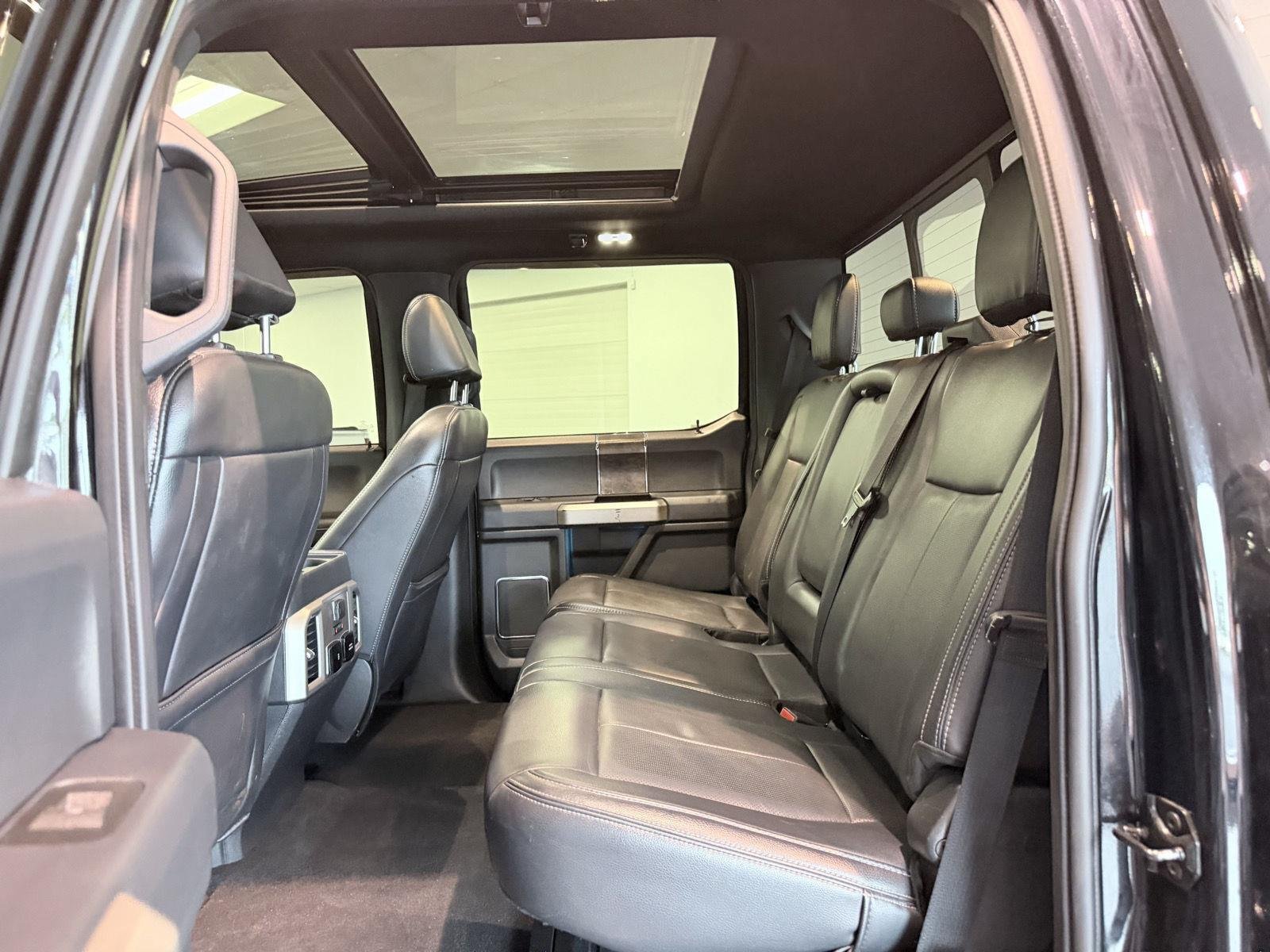 Used 2022 Ford F350 Lariat w/ Lariat Ultimate Package AWD/4WD image 19