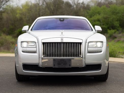 Used 2013 Rolls-Royce Ghost image 13