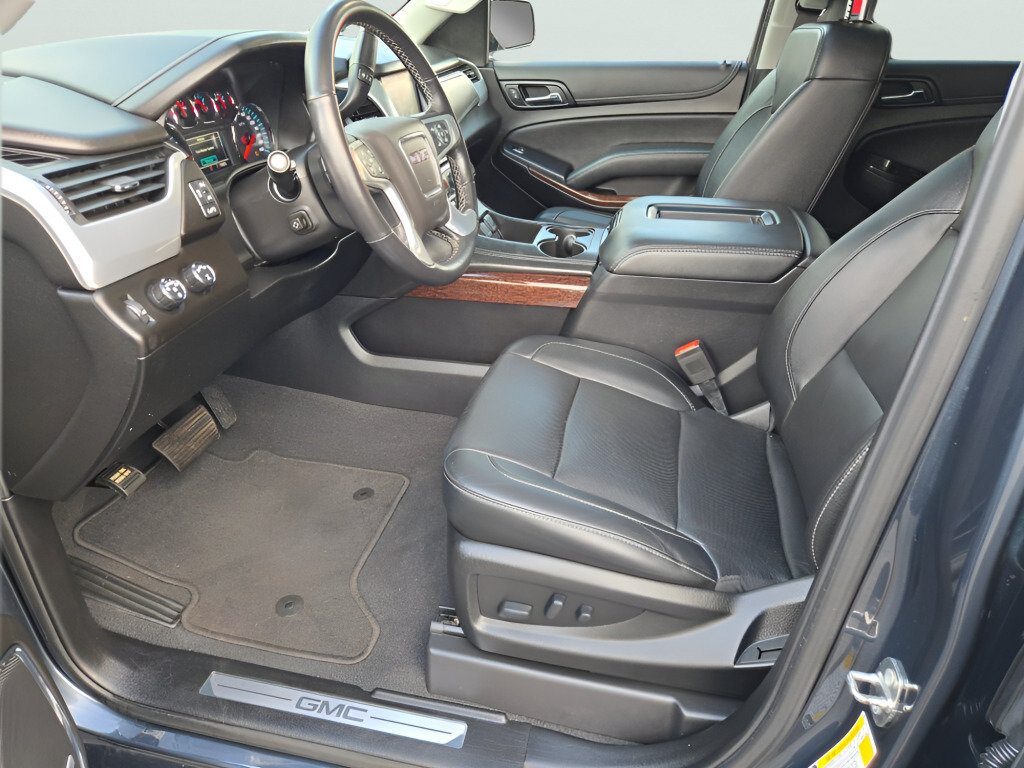 Certified 2019 GMC Yukon XL SLT w/ Open Road Package AWD/4WD image 32