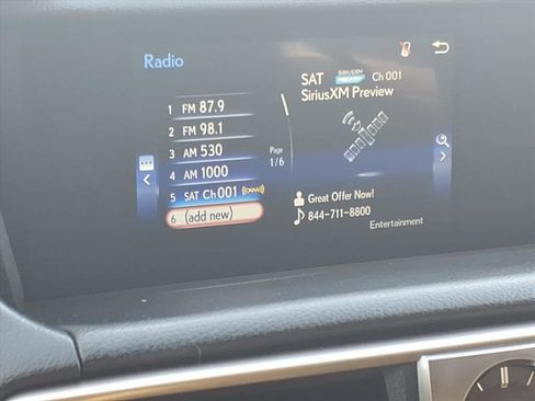 Used 2017 Lexus IS 200t image 20