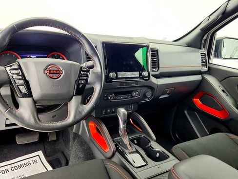 Used 2023 Nissan Frontier PRO-4X w/ Pro Convenience Package AWD/4WD image 11
