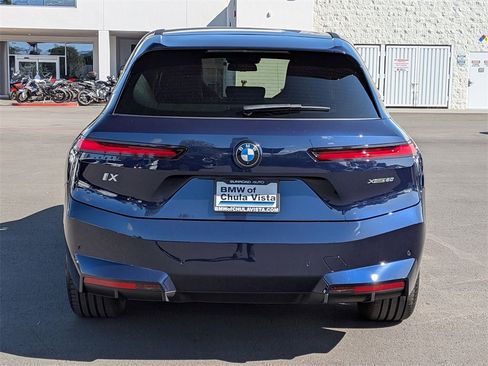 New 2026 BMW iX xDrive60 image 7