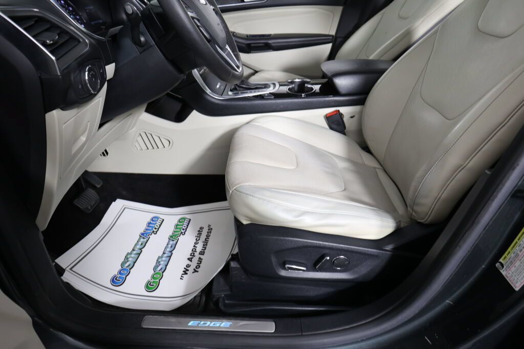 Used 2015 Ford Edge Titanium w/ Equipment Group 302A AWD/4WD image 13