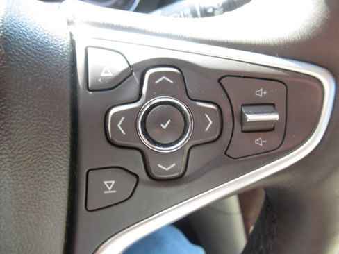 Used 2015 Buick Regal Premium w/ Experience Buick Package FWD image 16