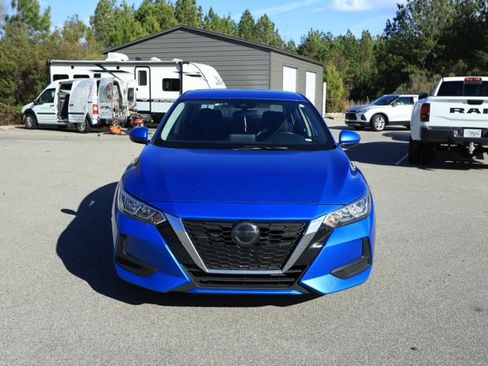 Used 2023 Nissan Sentra SV image 2