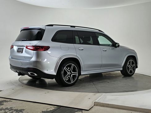 Certified 2024 Mercedes-Benz GLS 450 4MATIC w/ AMG Line Exterior image 3