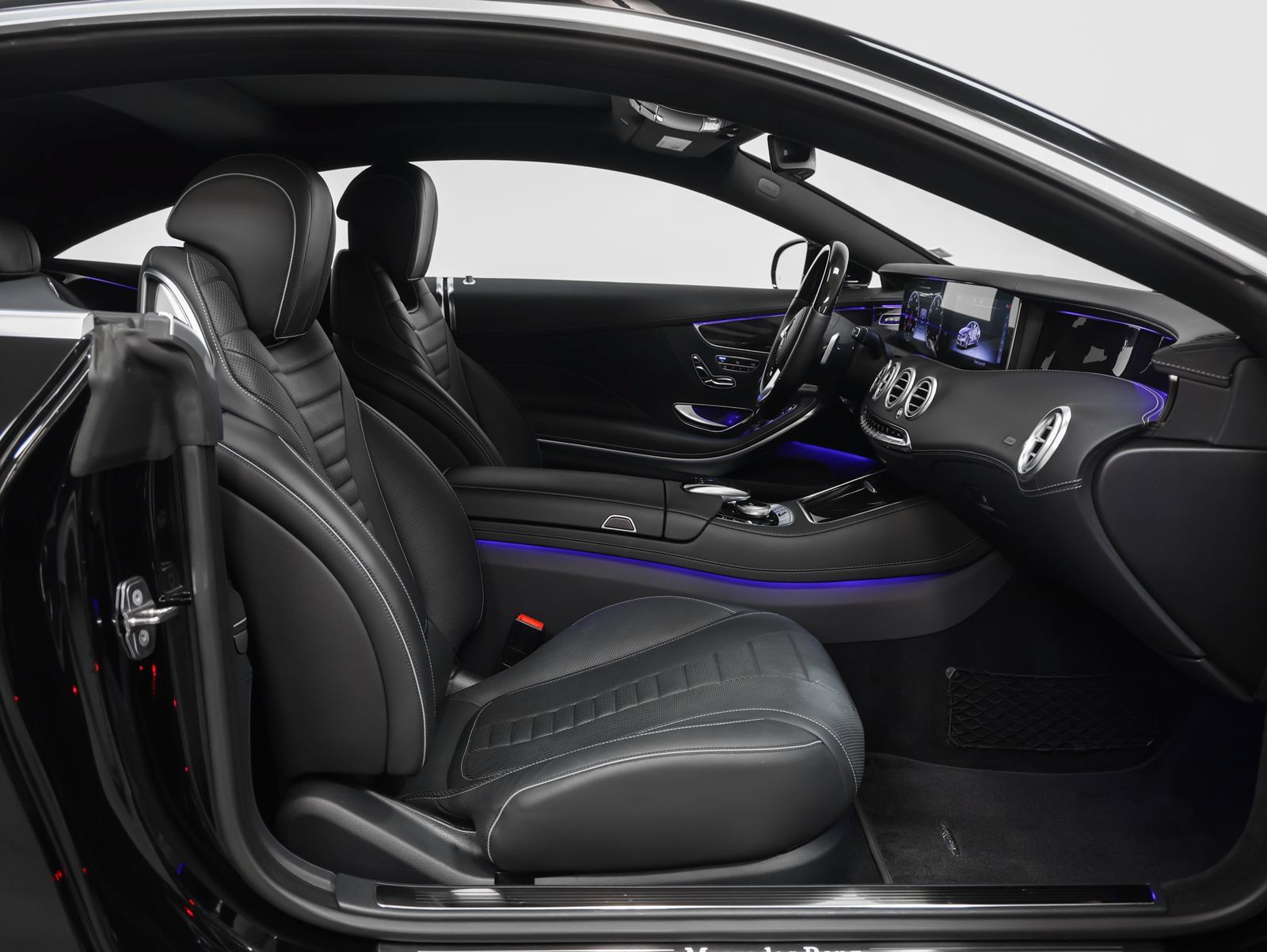 Used 2020 Mercedes-Benz S 560 4MATIC Coupe image 25