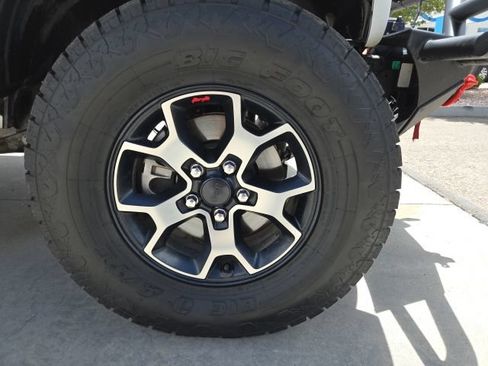 Used 2019 Jeep Wrangler Unlimited Rubicon AWD/4WD image 27