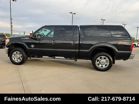 Used 2015 Ford F250 Lariat w/ Lariat Ultimate Package image 3