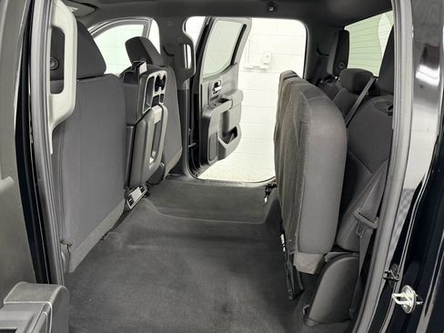 Used 2022 Chevrolet Silverado 1500 Custom Trail Boss image 14