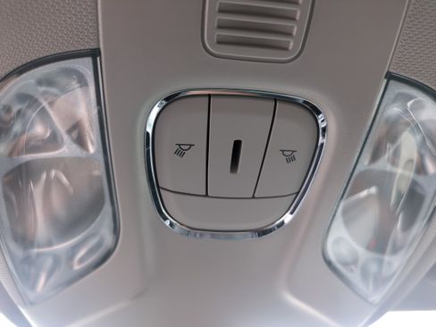Used 2022 Jeep Compass Limited AWD/4WD image 27