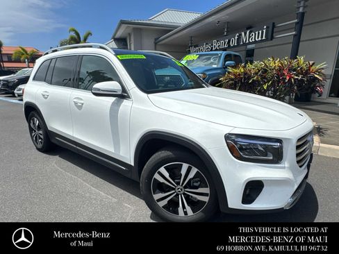 Used 2026 Mercedes-Benz GLB 250 image 1