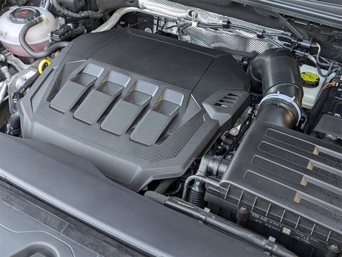 Used 2023 Audi Q3 2.0T Premium w/ Convenience Package image 24