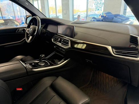 Used 2021 BMW X5 sDrive40i w/ M Sport Package image 46