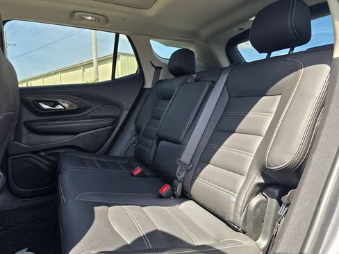 Used 2023 GMC Terrain Denali w/ Denali Premium Package AWD/4WD image 13