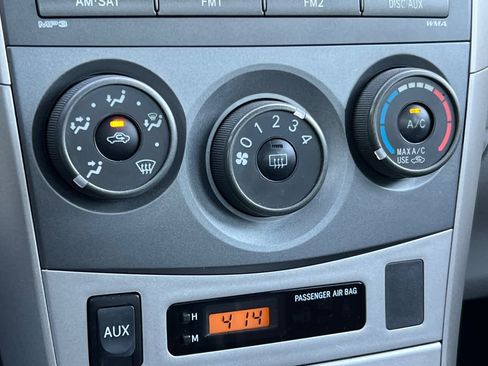 Used 2011 Toyota Corolla LE FWD image 20
