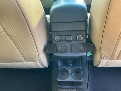 Used 2016 Ford Explorer Limited w/ Equipment Group 301A FWD image 21