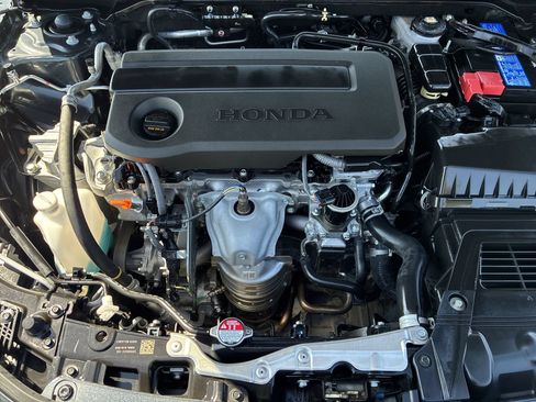 Certified 2025 Honda Civic LX image 15