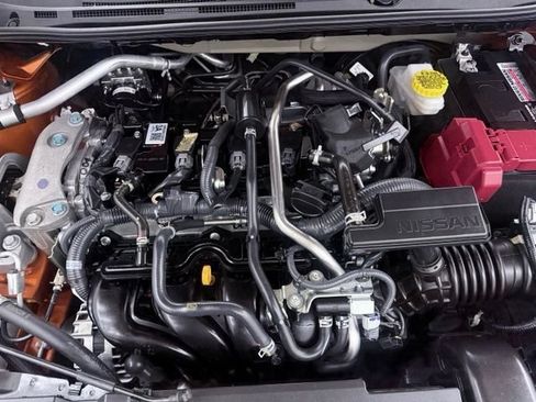 Used 2025 Nissan Sentra SR FWD image 12