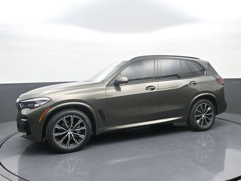 Used 2023 BMW X5 xDrive40i w/ M Sport Package AWD/4WD image 4