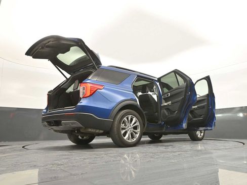 Used 2023 Ford Explorer XLT w/ Equipment Group 202A image 47