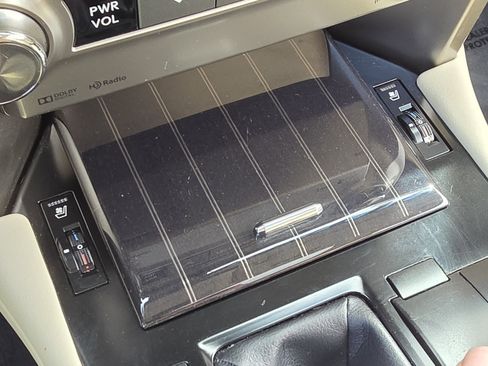 Certified 2020 Lexus GX 460 Premium w/ Premium Package image 24