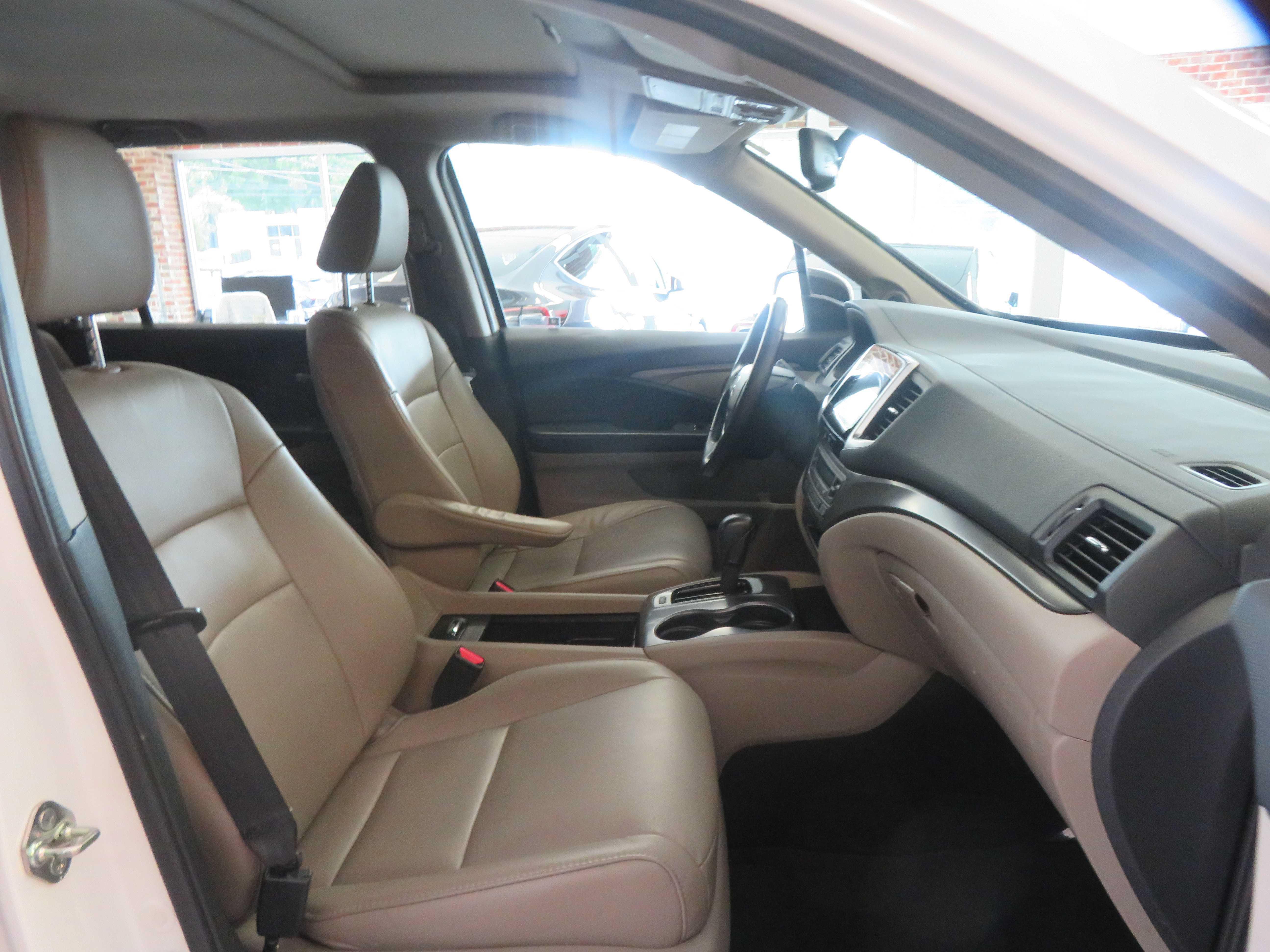Used 2017 Honda Pilot EX-L image 27