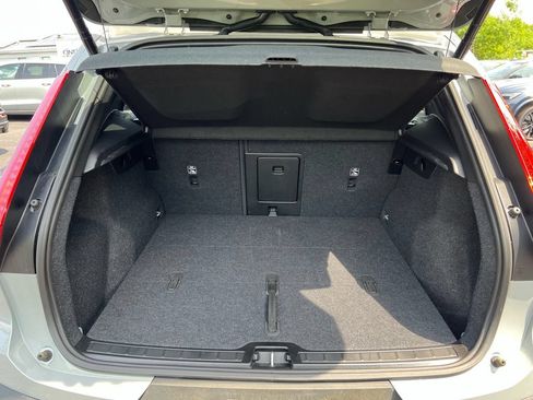 Certified 2025 Volvo EX40 Core AWD/4WD image 27