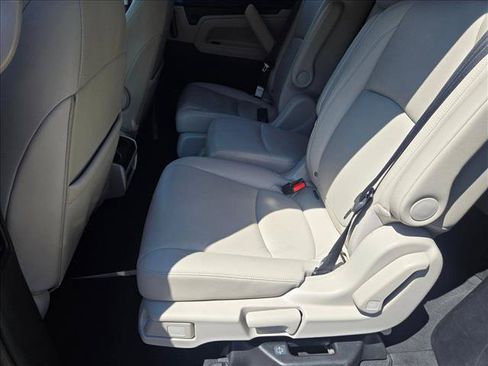Used 2025 Honda Odyssey EX-L image 16