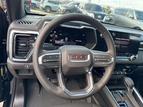 New 2026 GMC Canyon Elevation w/ Convenience Package image 15