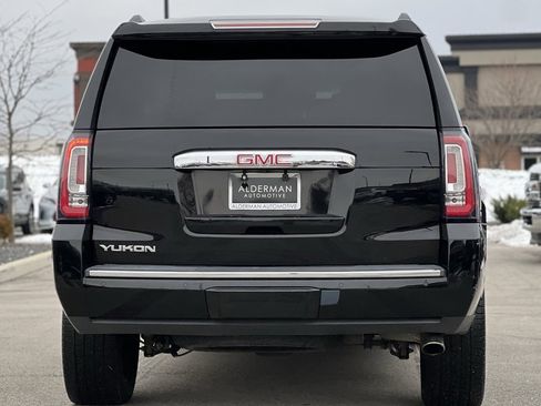 Used 2018 GMC Yukon Denali w/ Denali Ultimate Package image 7