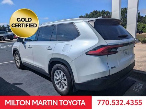 Certified 2024 Toyota Grand Highlander FWD image 4